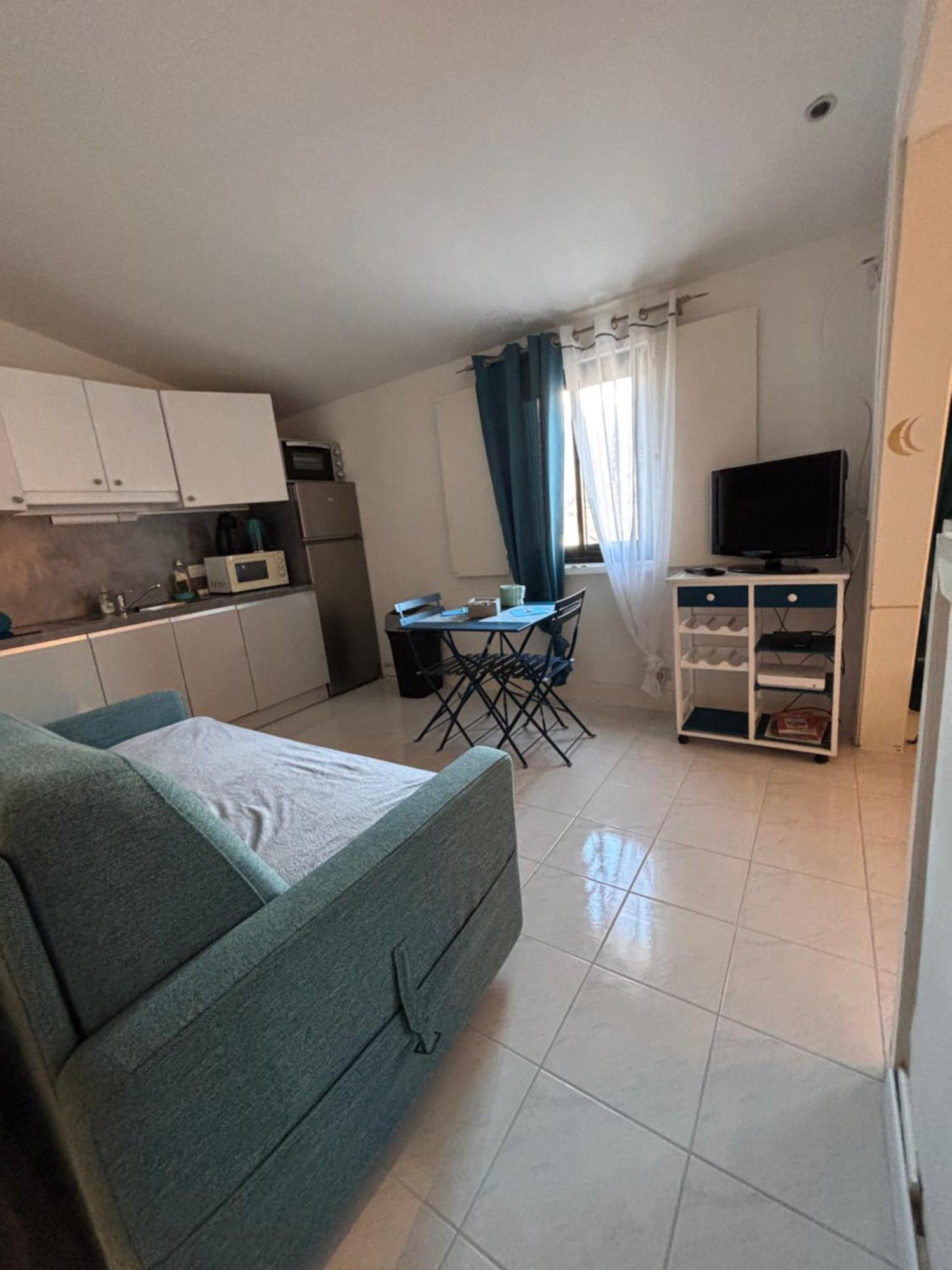 Le Cors'halles Apartment